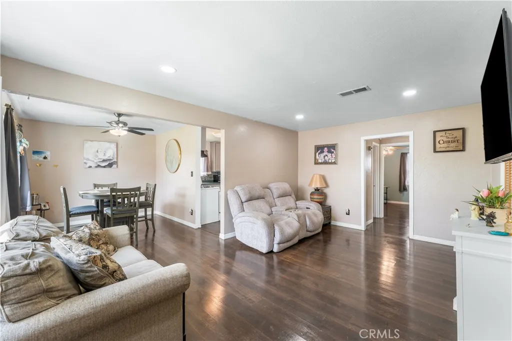 Additional image 3 of 45370 Elm Ave, Lancaster, CA 93534