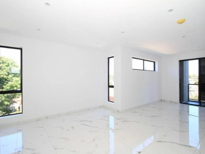 Additional image 3 of 5/4 Mayberry Crescent, Liverpool NSW 2170