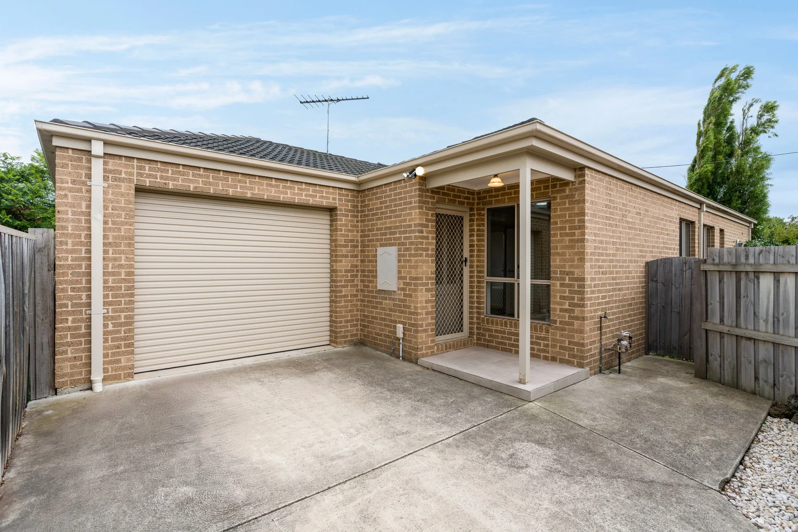 2/33 Polwarth Crescent, Belmont VIC 3216