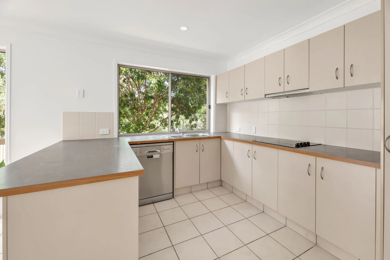 Additional image 8 of 88 Billinghurst Crescent, Upper Coomera QLD 4209