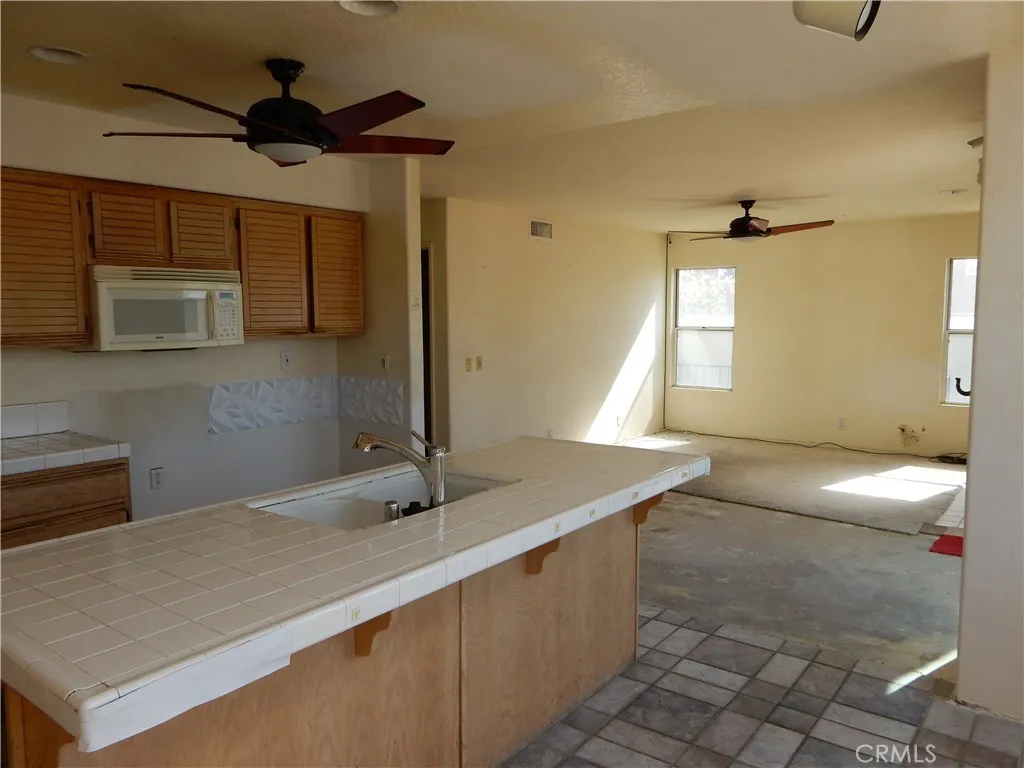 Additional image 13 of 2819 W Calle Celeste Dr, Rialto, CA 92377