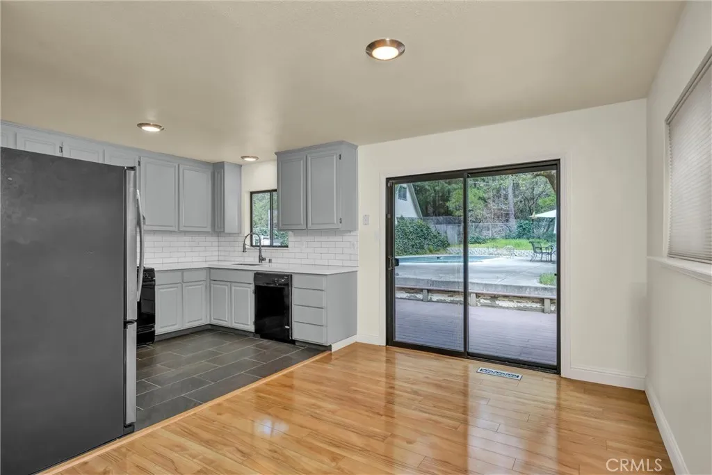 Additional image 32 of 10005 Meadow Drive, Cobb, CA 95426