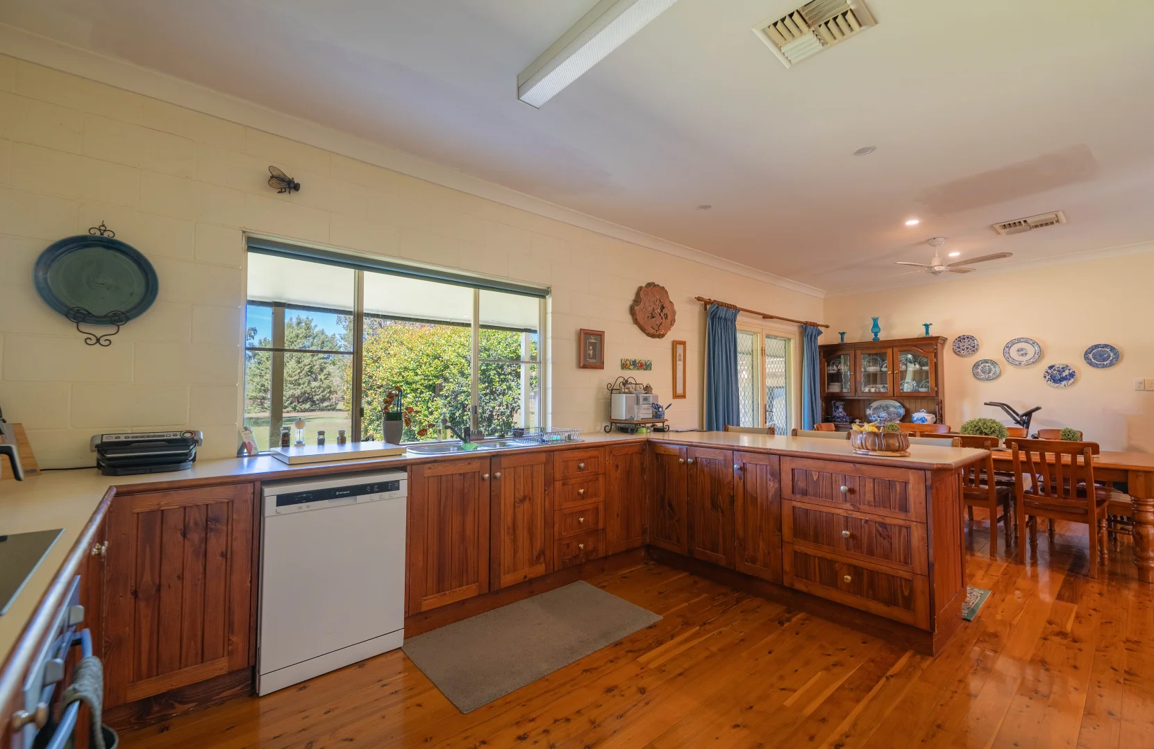 Additional image 5 of 18 South Lead Road, Forbes NSW 2871