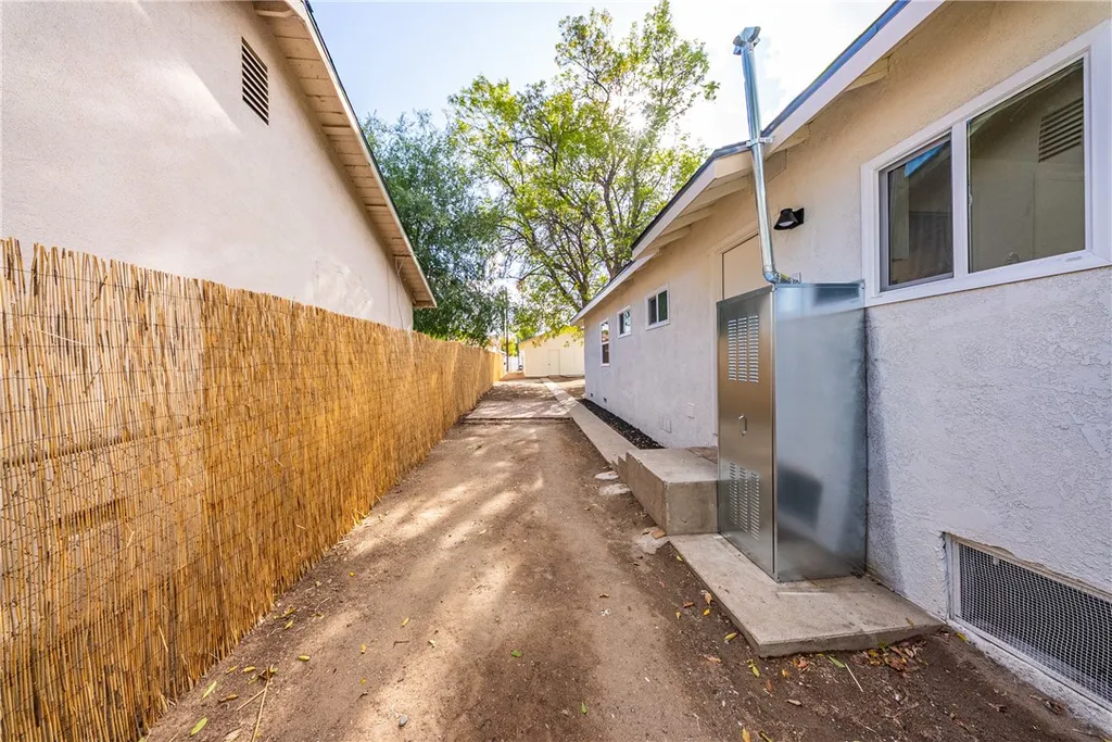 Additional image 22 of 946 Cedar Street, Corona, CA 92879