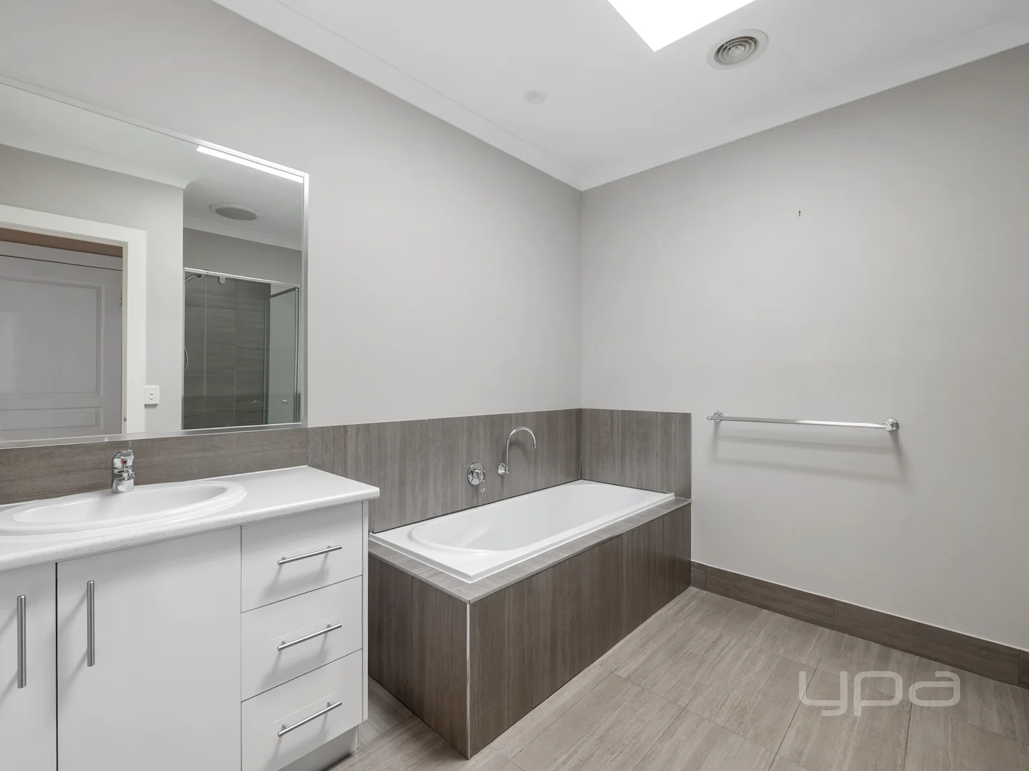 Additional image 5 of 3A Asquith Place, Melton West VIC 3337