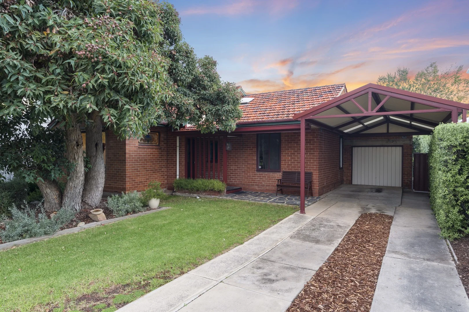 24 Blackburn Avenue, Glenelg North SA 5045