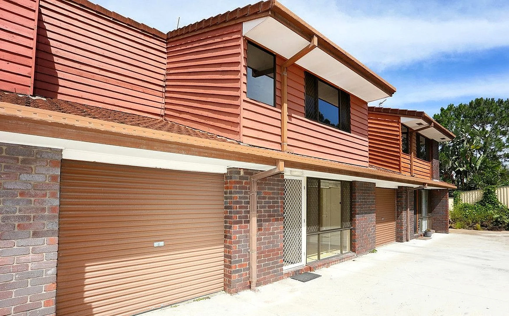 2/6 Parkridge Drive, Molendinar QLD 4214