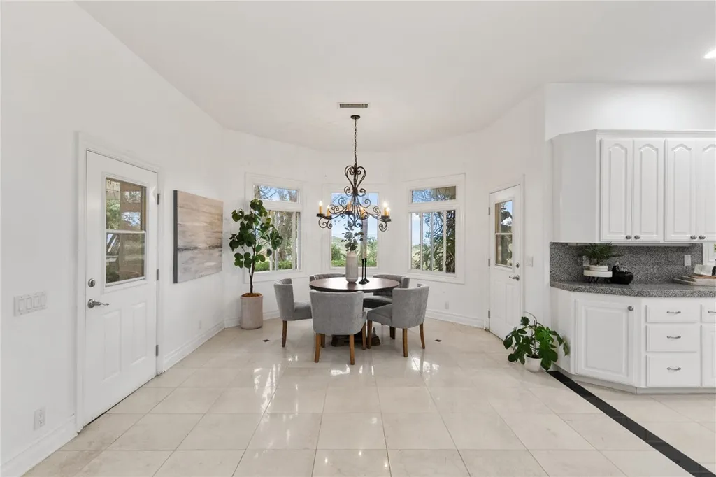 Additional image 19 of 43110 Palomino Cir, Temecula, CA 92590