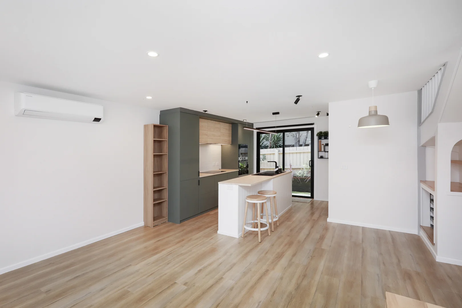 Additional image 5 of 4/52 Omar Street, Maidstone VIC 3012