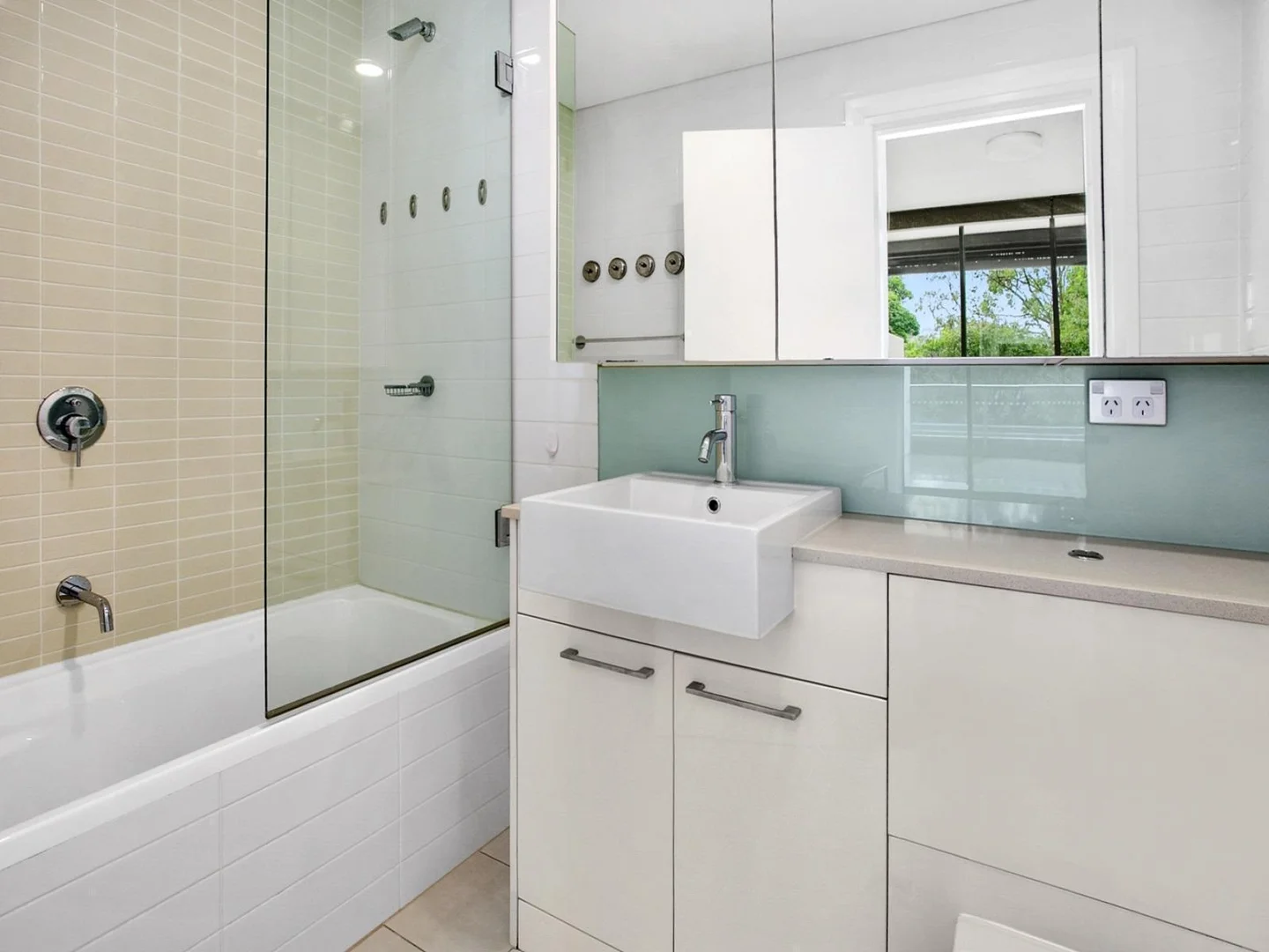 B301/4 Duntroon Avenue, St Leonards NSW 2065 photo 5