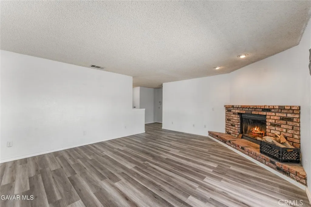 Additional image 15 of 39004 164th St E, Palmdale, CA 93591
