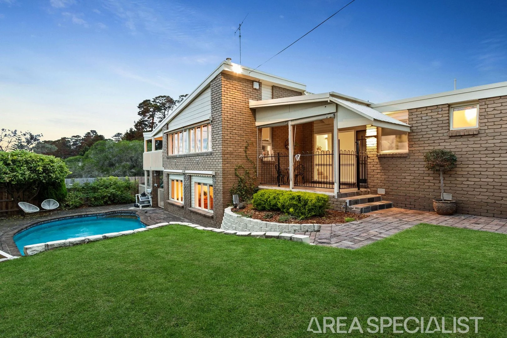 6 Altair Close, Frankston VIC 3199