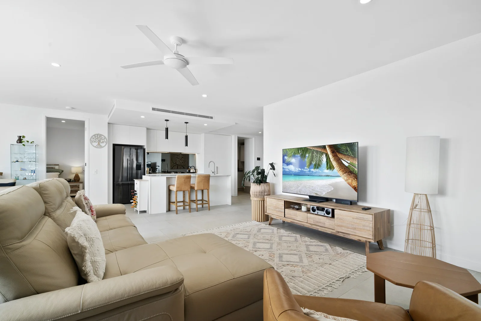 Additional image 9 of 401/8 Churchill Street, Coolangatta QLD 4225