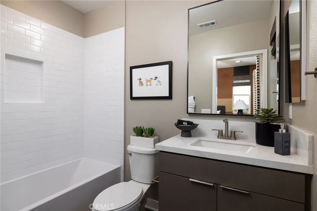 Additional image 19 of 326 E William Way, La Habra, CA 90631