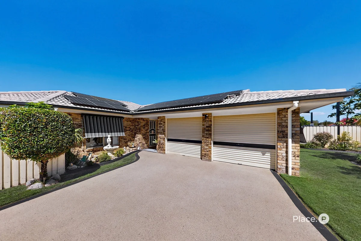 17 Columbia Drive, Beachmere QLD 4510