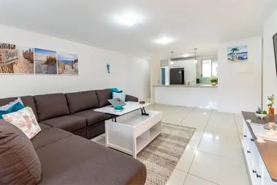 Additional image 3 of 2/52 Bestman Avenue, Bongaree QLD 4507