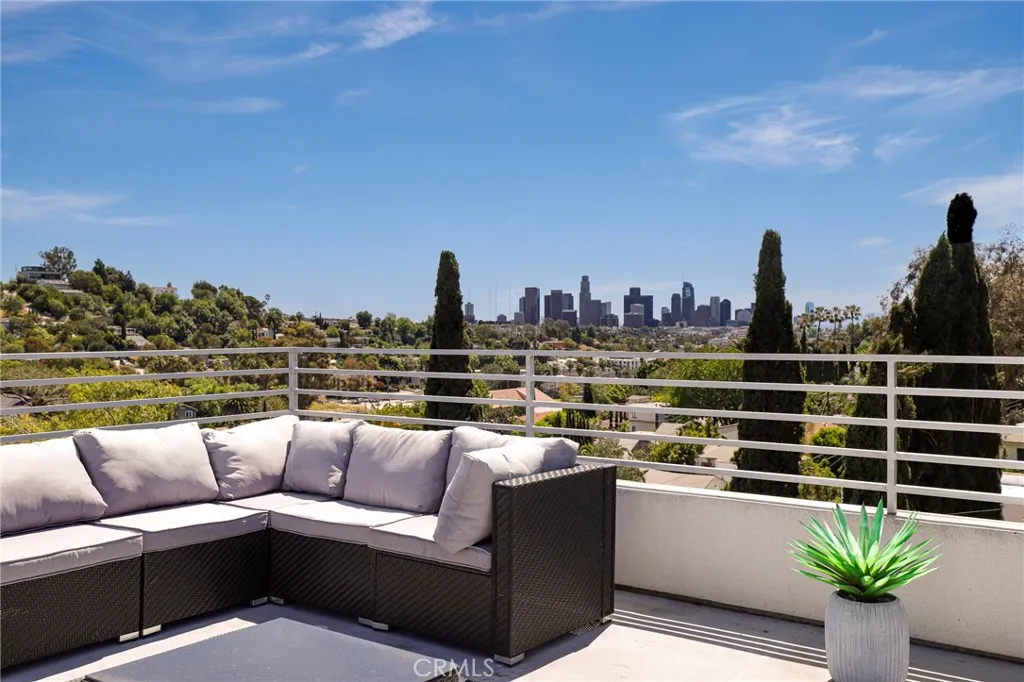 Additional image 51 of 2309 Cove Avenue, Los Angeles, CA 90039