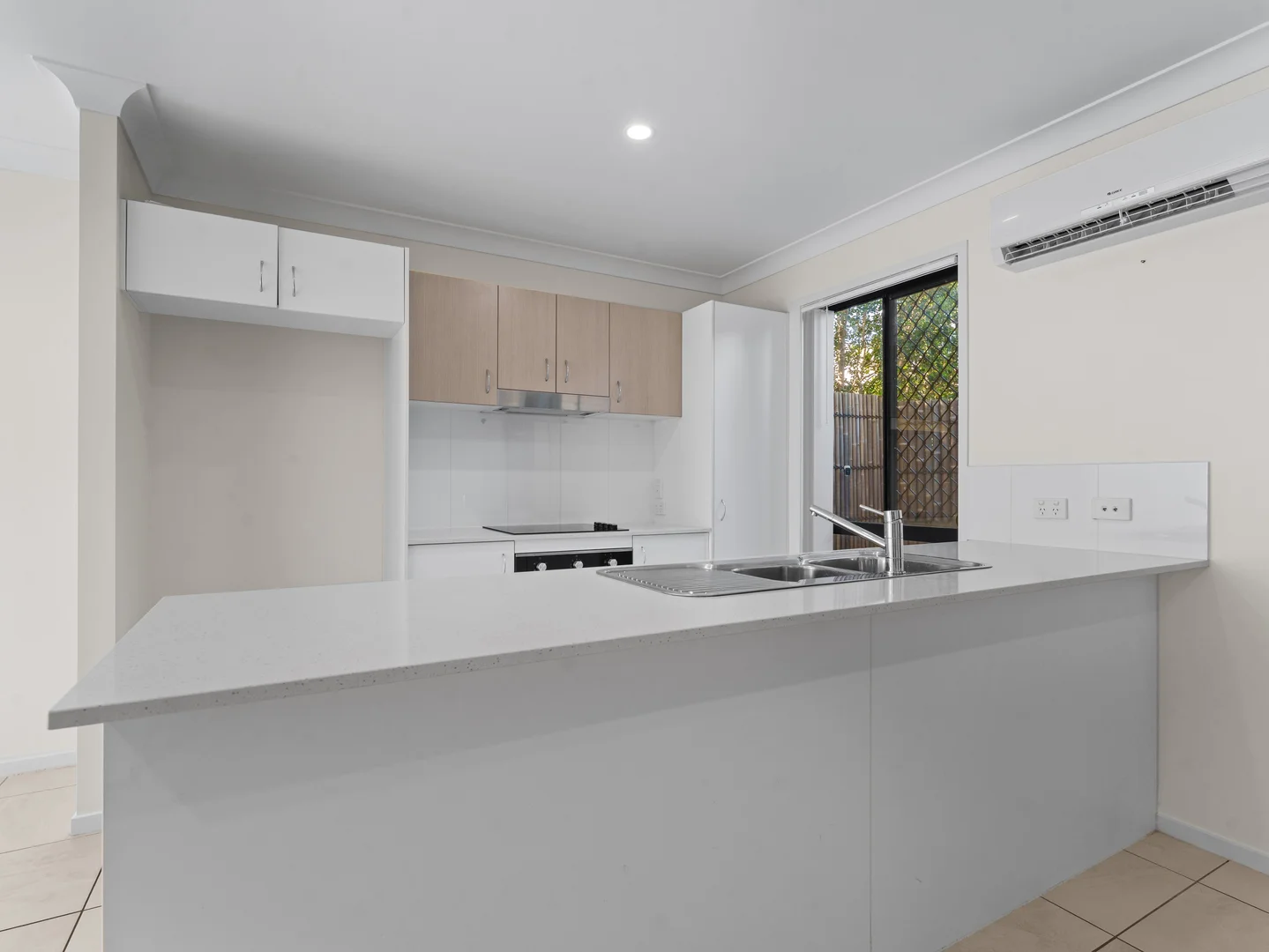 Additional image 2 of 14/8-12 Wattlebrush Court, Park Ridge QLD 4125