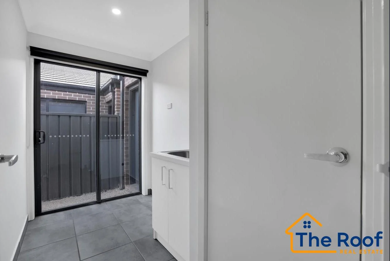 Additional image 11 of 44 Adelong Boulevard, Cobblebank VIC 3338