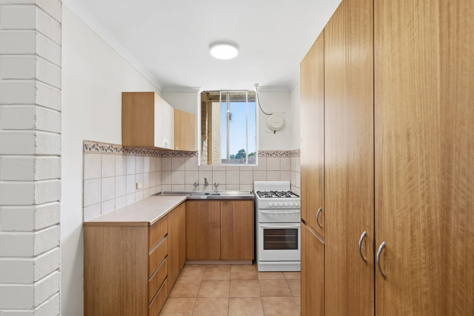 Additional image 3 of 11/2 Minora Place, Rivervale WA 6103