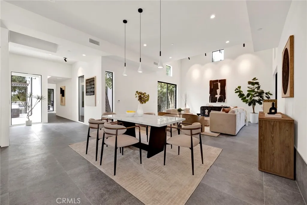 Additional image 80 of 325 W Grandview Avenue, Sierra Madre, CA 91024
