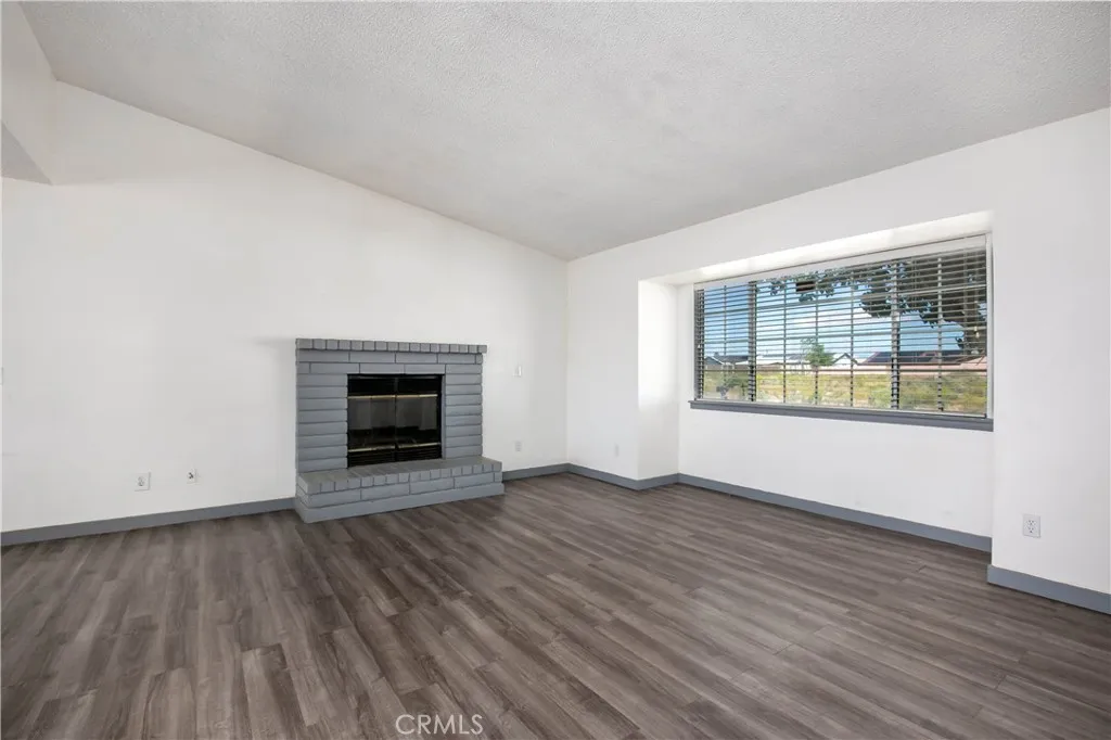 Additional image 5 of 10416 Peach Avenue, California City, CA 93505