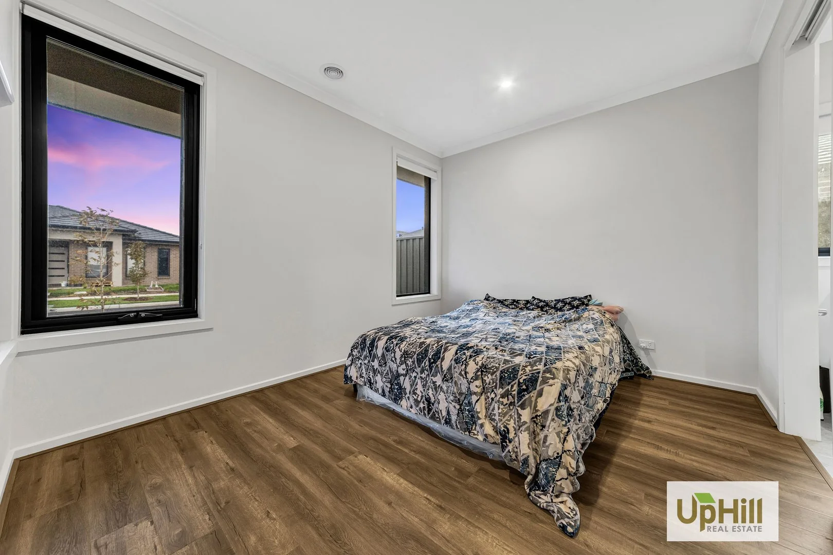 14 Carrera Crescent, Clyde VIC 3978 photo 2
