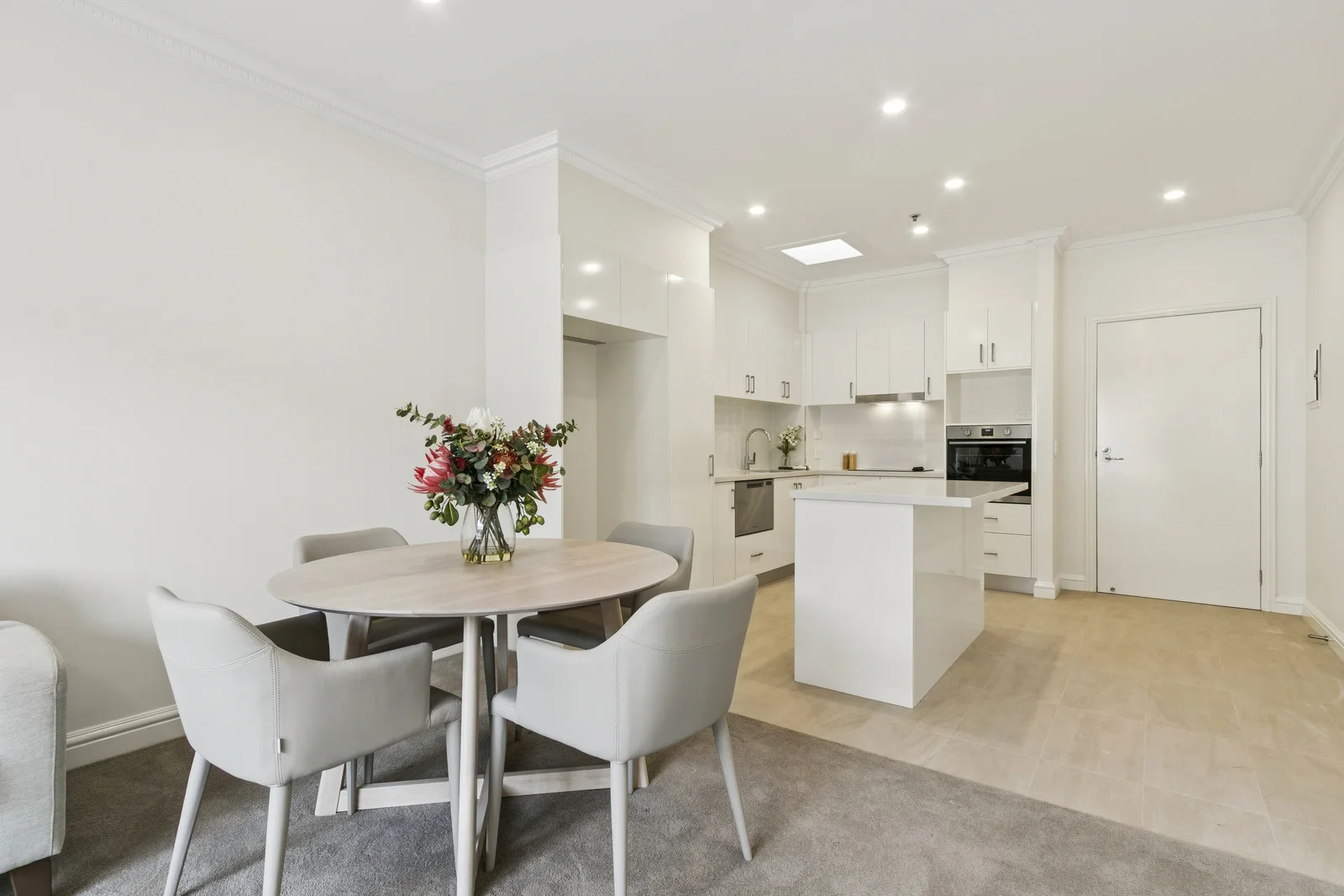 241/562 Bluff Road, Hampton VIC 3188