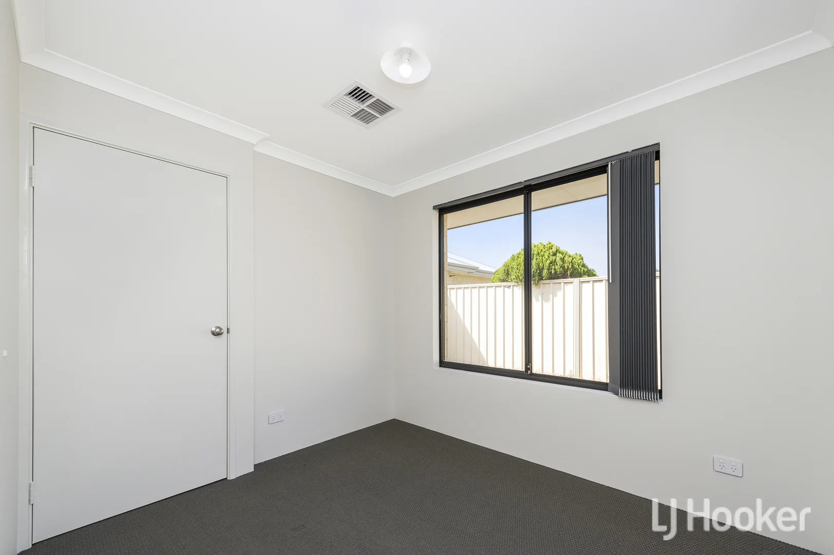 Additional image 12 of 45 Hemingway Drive, Camillo WA 6111