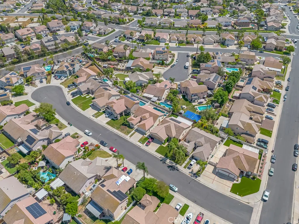 39865 De Vendome Court, Murrieta, CA 92563