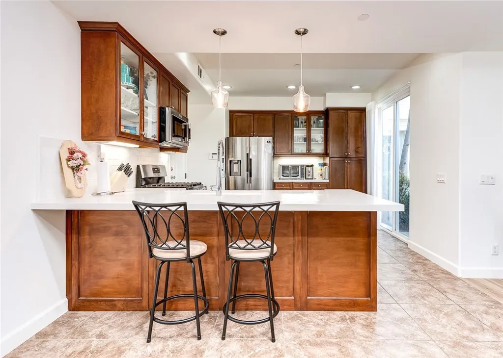 Additional image 7 of 15220 Cambridge St, Tustin, CA 92782