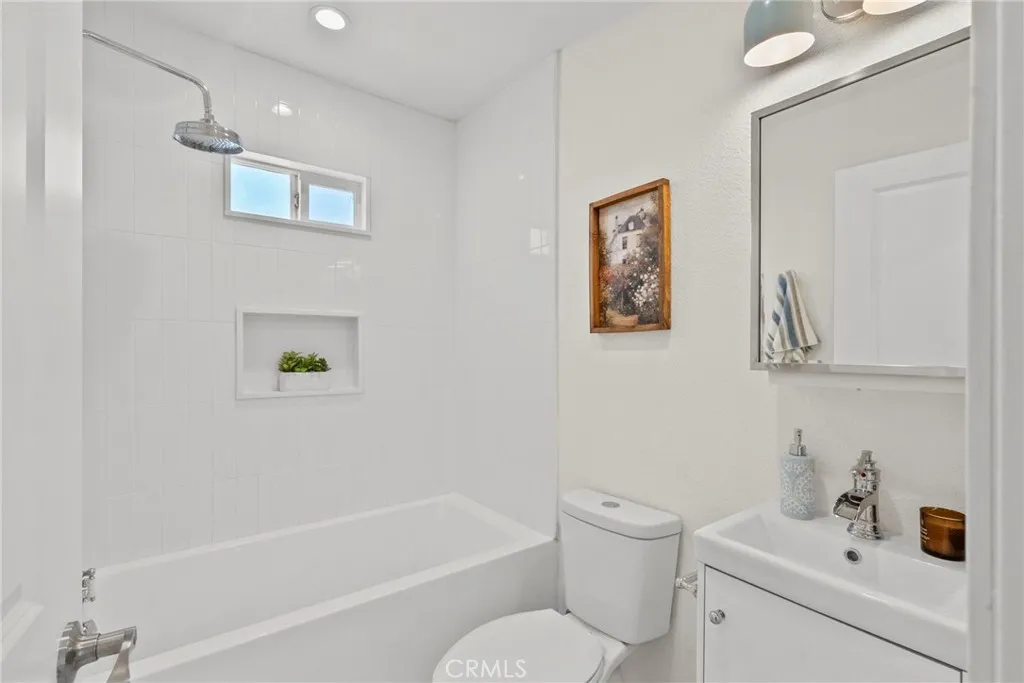 Additional image 45 of 3705 S St Andrews Pl, Los Angeles, CA 90018