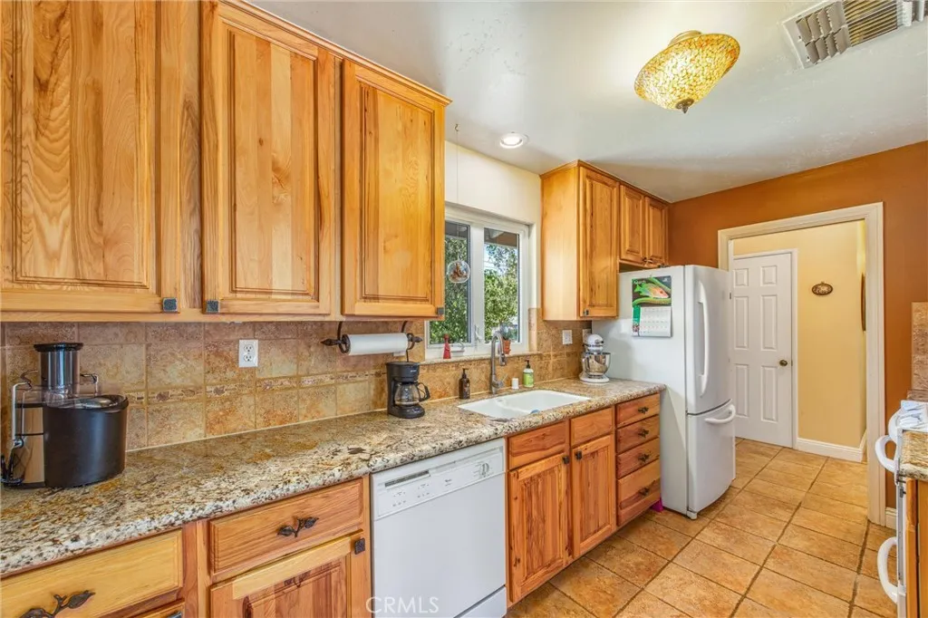 Additional image 12 of 919 Chestnut Avenue, Redlands, CA 92373