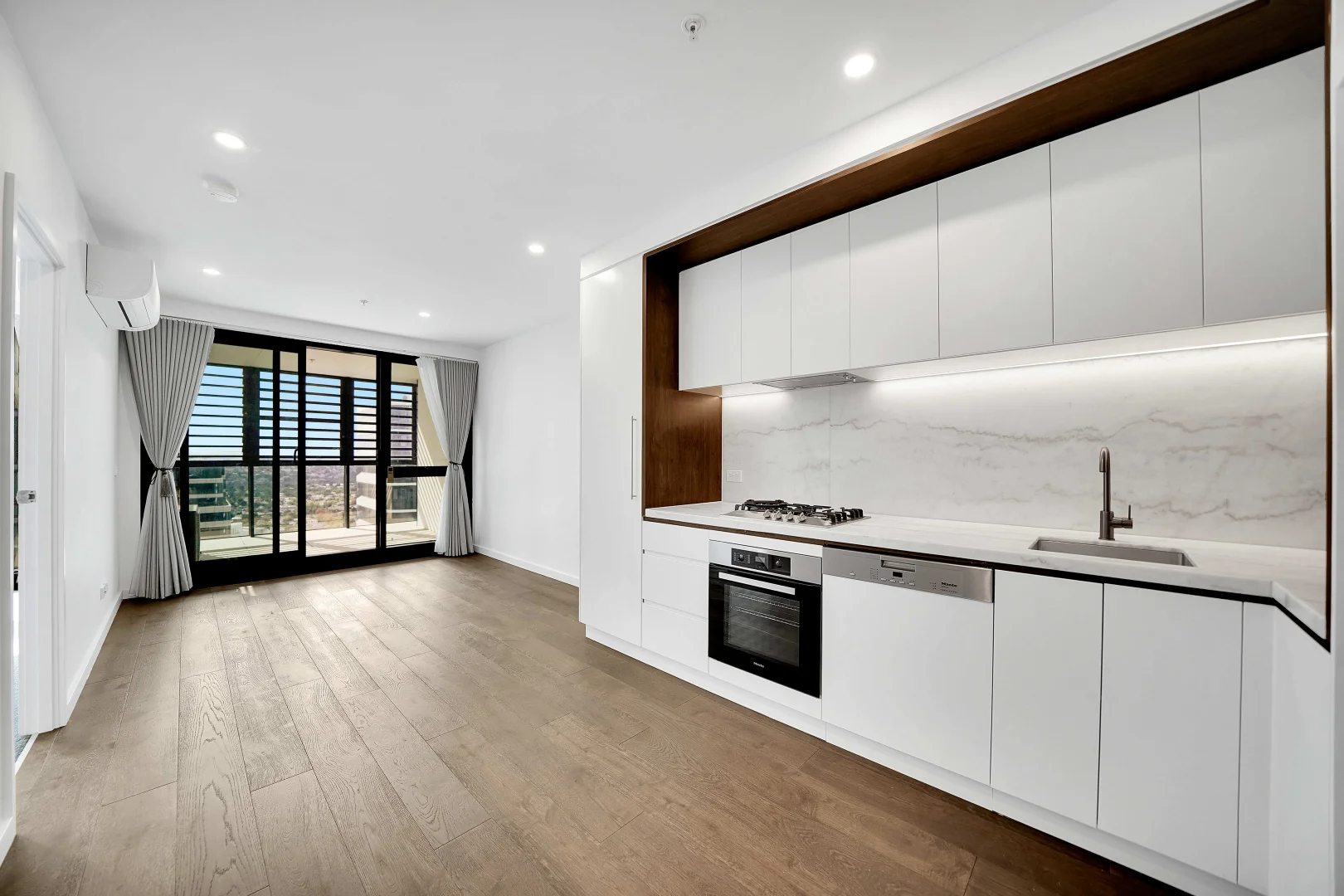 Additional image 2 of 2806/828 Whitehorse Road, Box Hill VIC 3128