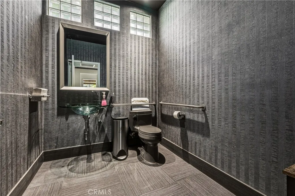 Additional image 92 of 2233 Martin Unit 115, Irvine, CA 92612
