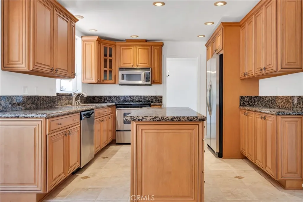 Additional image 6 of 3675 Vigilance Dr, Rancho Palos Verdes, CA 90275