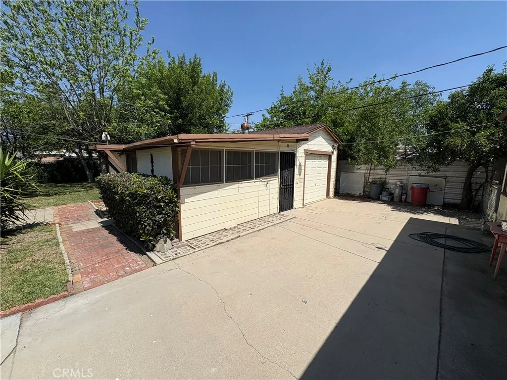 Additional image 10 of 1064 W Congress Street, San Bernardino, CA 92410