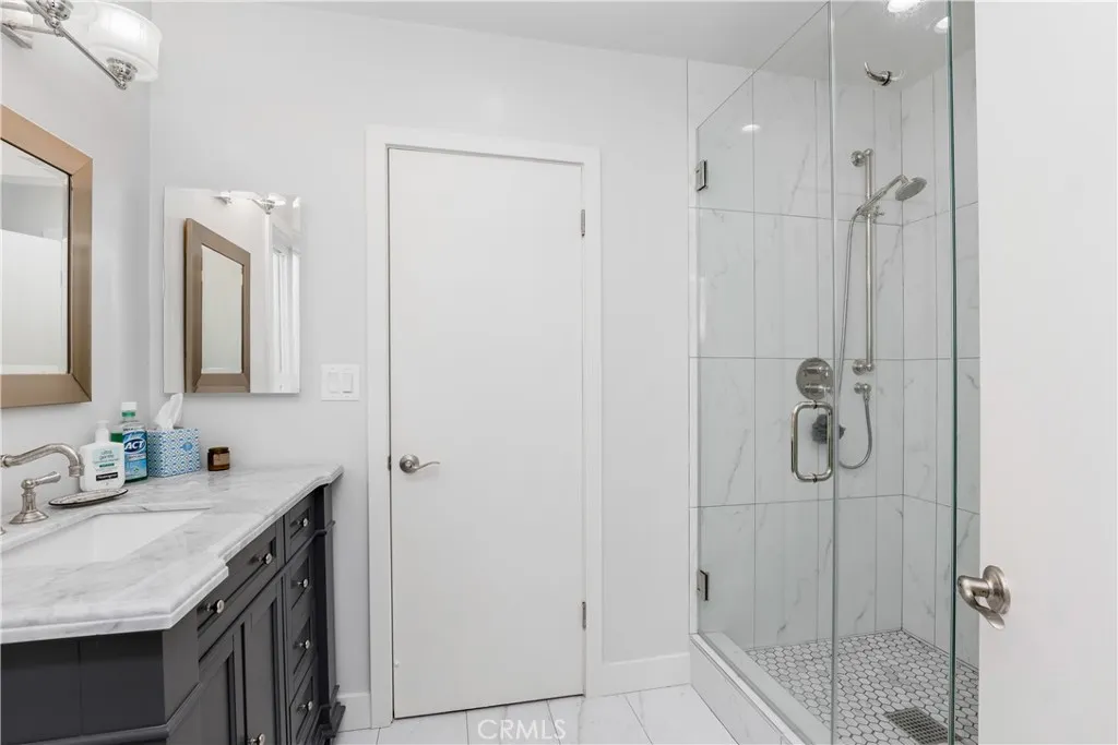 Additional image 17 of 4479 Azalia Drive, Tarzana, CA 91356
