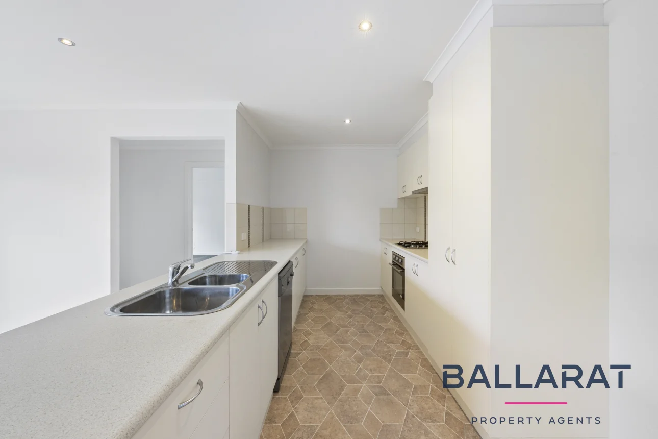 Additional image 3 of 46 Lawrie Drive, Alfredton VIC 3350