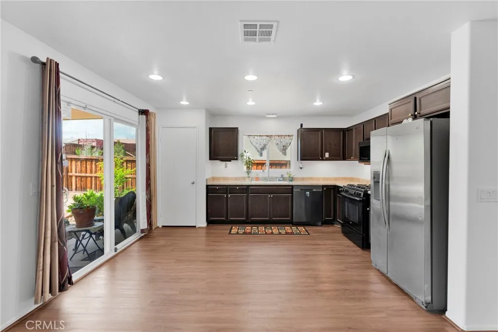 Additional image 10 of 11075 Paso Blanco, Adelanto, CA 92301