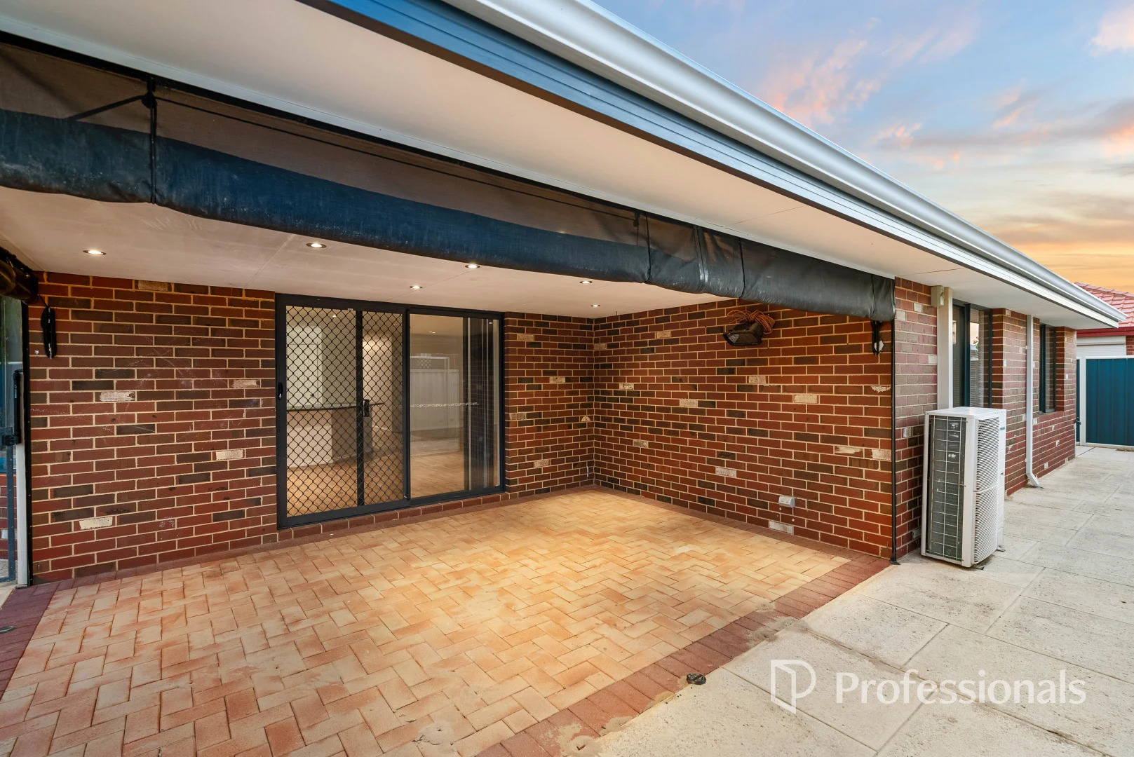 Additional image 26 of 6 Knutsford Crescent, Port Kennedy WA 6172