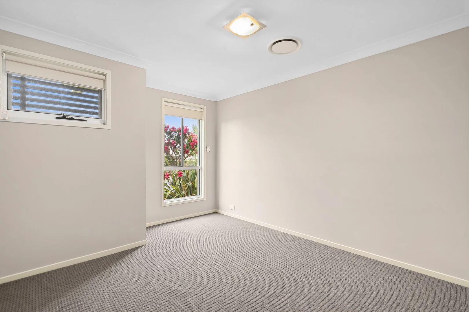 Additional image 9 of 2 McAlroy Place, Goulburn NSW 2580