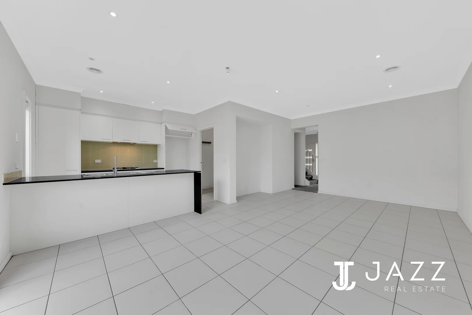 8 Staghorn Terrace, Point Cook VIC 3030 photo 5