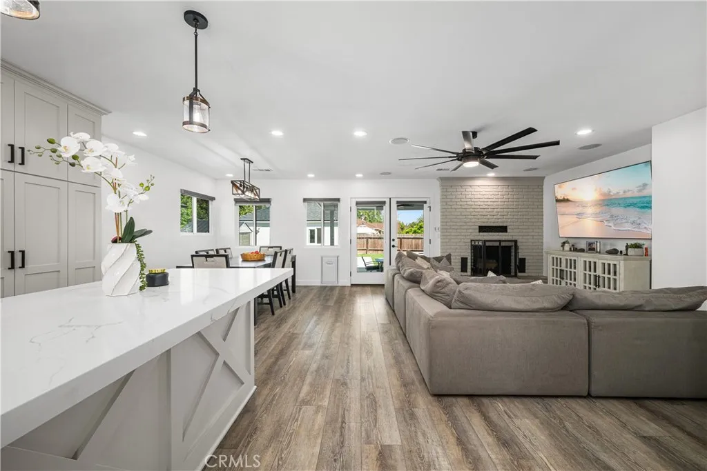 Additional image 77 of 3246 N Marwick Ave, Long Beach, CA 90808