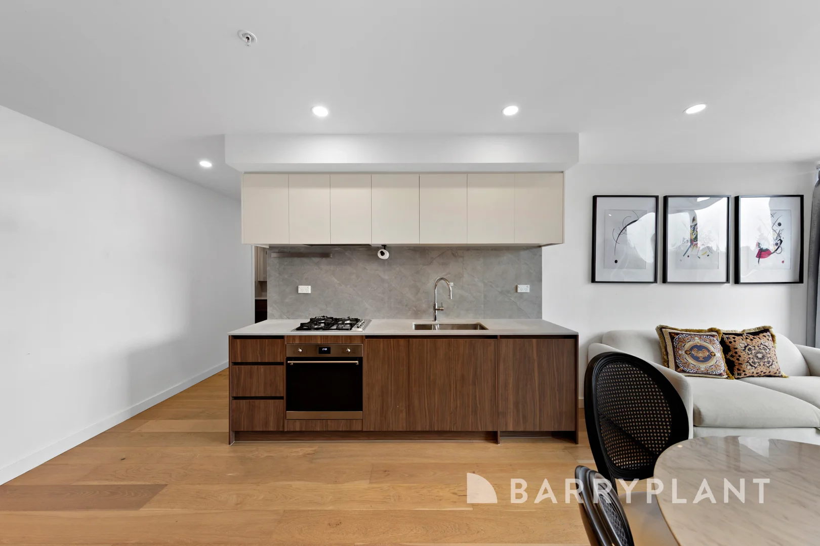 Additional image 3 of 305/101 Rosslyn Street, West Melbourne VIC 3003