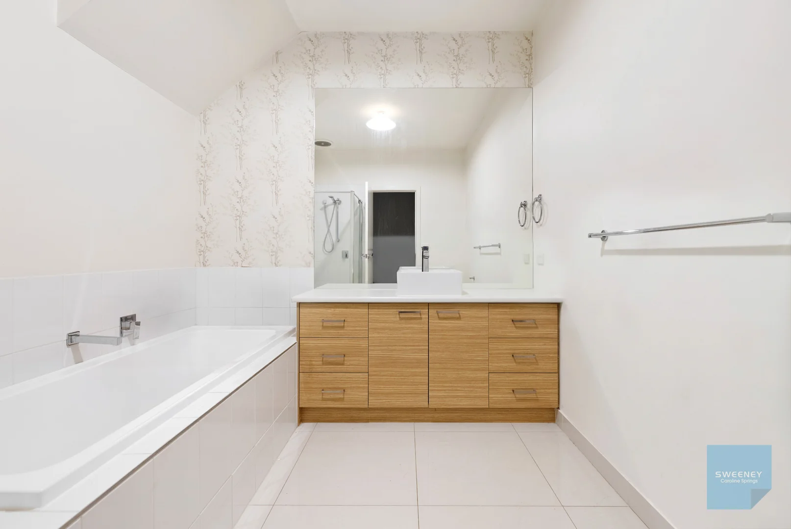 Additional image 9 of 114 The Esplanade, Caroline Springs VIC 3023