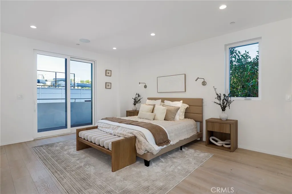 Additional image 26 of 2309 Cove Avenue, Los Angeles, CA 90039