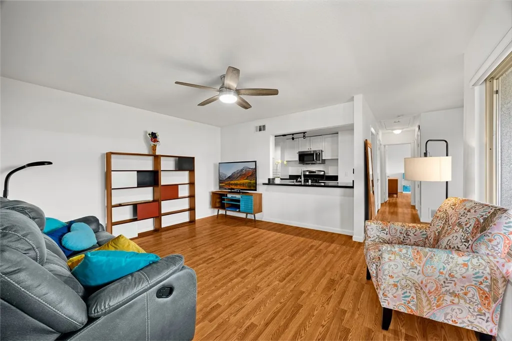 Additional image 6 of 211 Doverfield Dr, Placentia, CA 92870