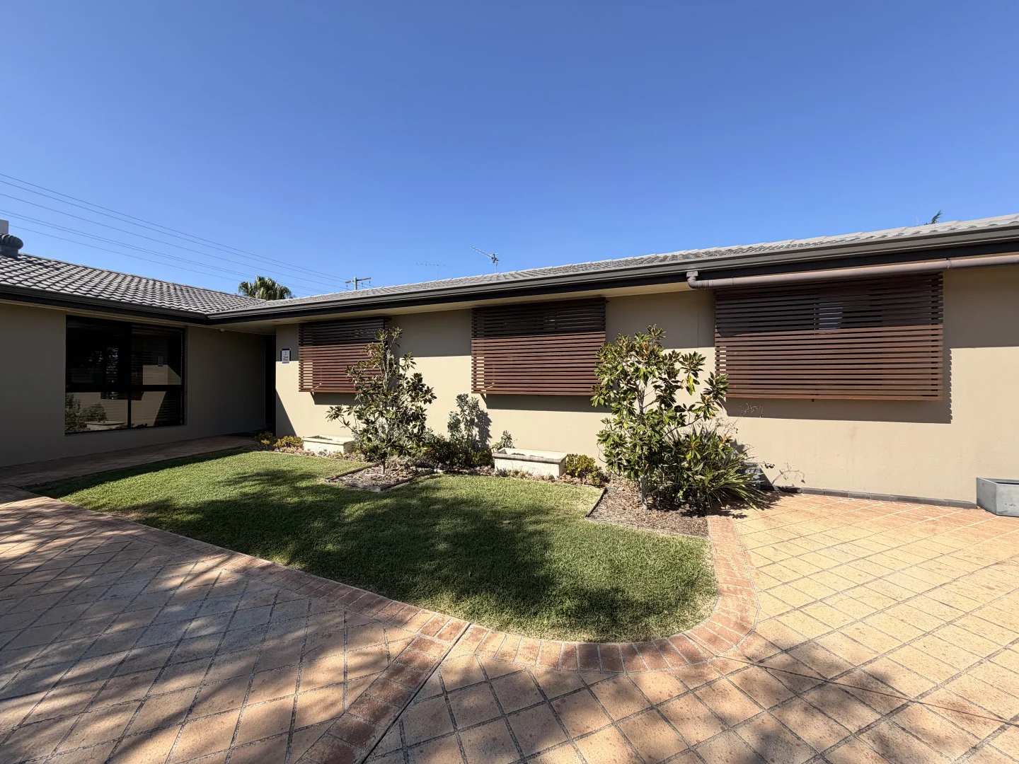 Additional image 8 of 2 Tirau Place, Broadbeach Waters QLD 4218