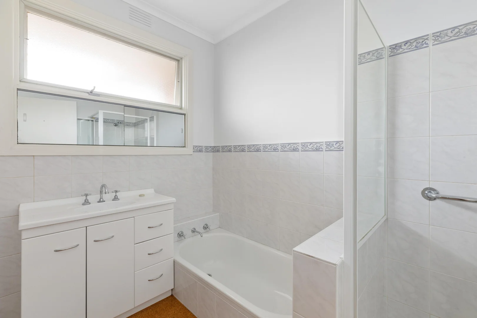 Additional image 7 of 1/9-11 Gardenia Road, Balwyn North VIC 3104